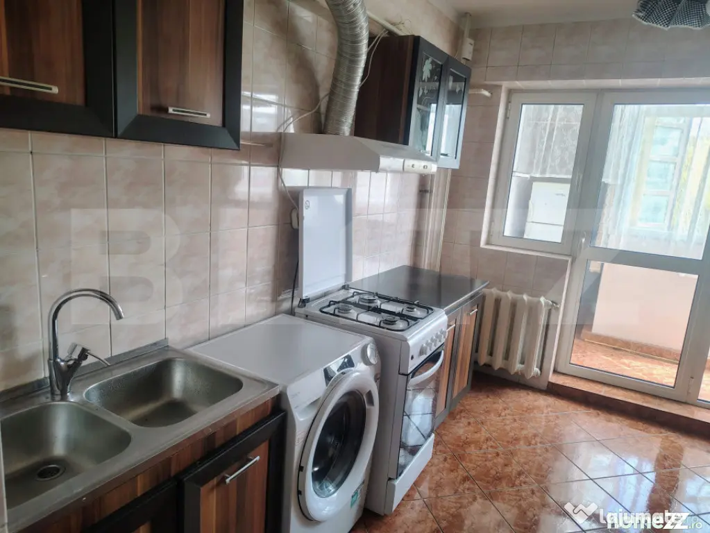 Apartament 2 dormitoare si living 86 mp, mobilat si utilat,