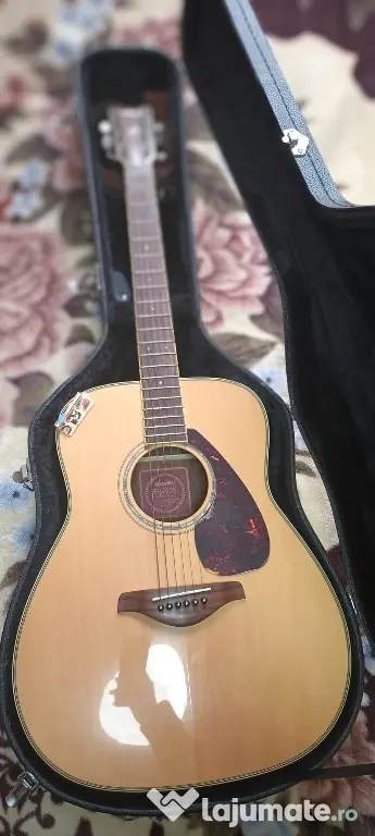 chitară acustică