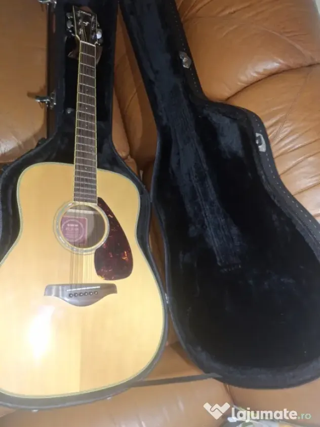 chitară acustică