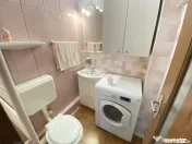 3 camere-Decomandat-Centrala Proprie/13 septembrie 