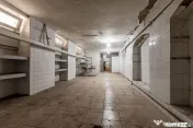 REZERVAT! Spatiu comercial ,cu vitrina de in zona Boul Rosu.