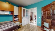 Casă de vânzare în Hărman – 1004 mp teren – Desch... 