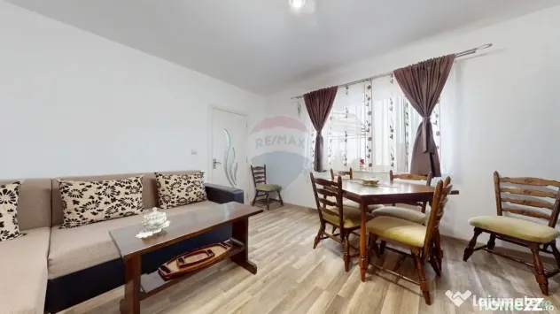 Casă de vânzare în Hărman – 1004 mp teren – Desch...