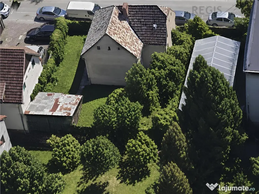 Casa individuala de renovat cu teren 483 mp in zona Traian