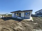 Casa parter | Str. Miorita | 4 camere | Teren 463 mp | La 5