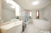 De vânzare casă cu 3 camere, teren 486 mp, în Sânmartin 