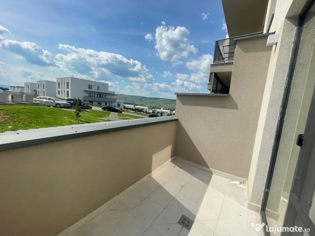 APARTAMENT FINISAT CU 2 CAMERE, ZONA VIVO, ANSAMBLUL URBANO PANORAMIC