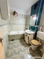 Apartament 2 camere decomandat, 65 mp, etaj 2/4, zona Tracto