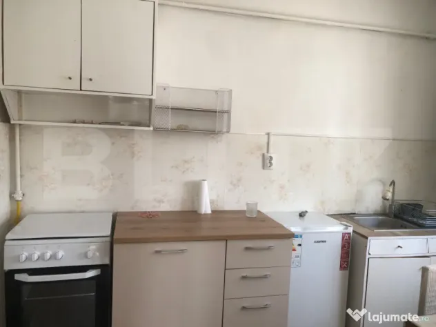 De inchiriat , apartament 2 camere , decomandat , Ultracentr