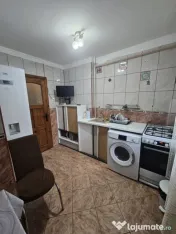 Apartament 3 camere, 64 mp utili, zona Calea Bucuresti (Spi