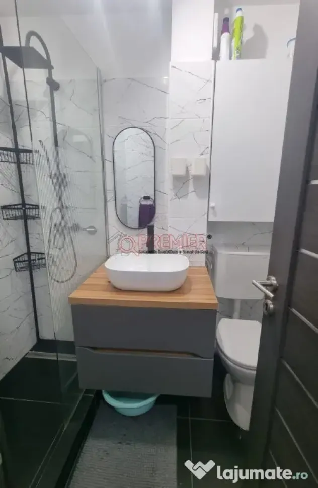 Apartament 2 camere Sector 4 - Straja