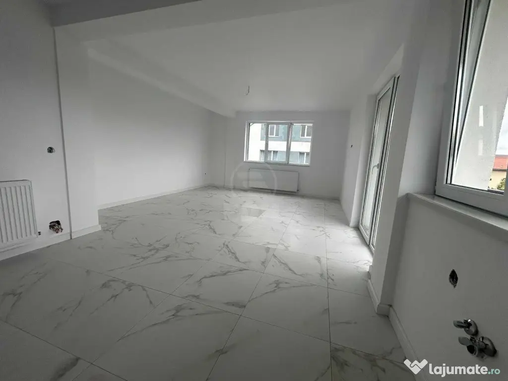 Apartament 2 camere ,etaj 1 ,zona Tinereului