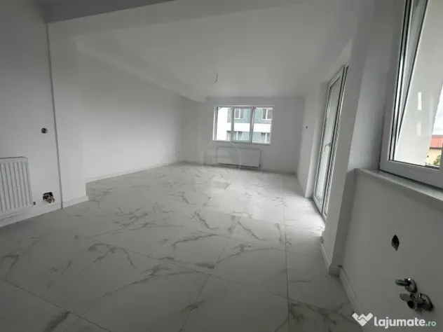 Apartament 2 camere ,etaj 1 ,zona Tinereului