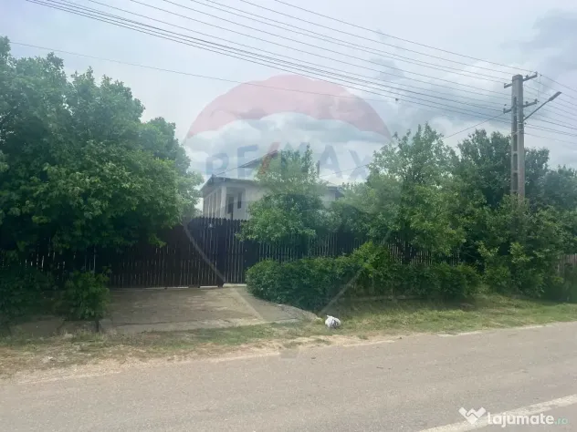 Casă 4 camere Bogza