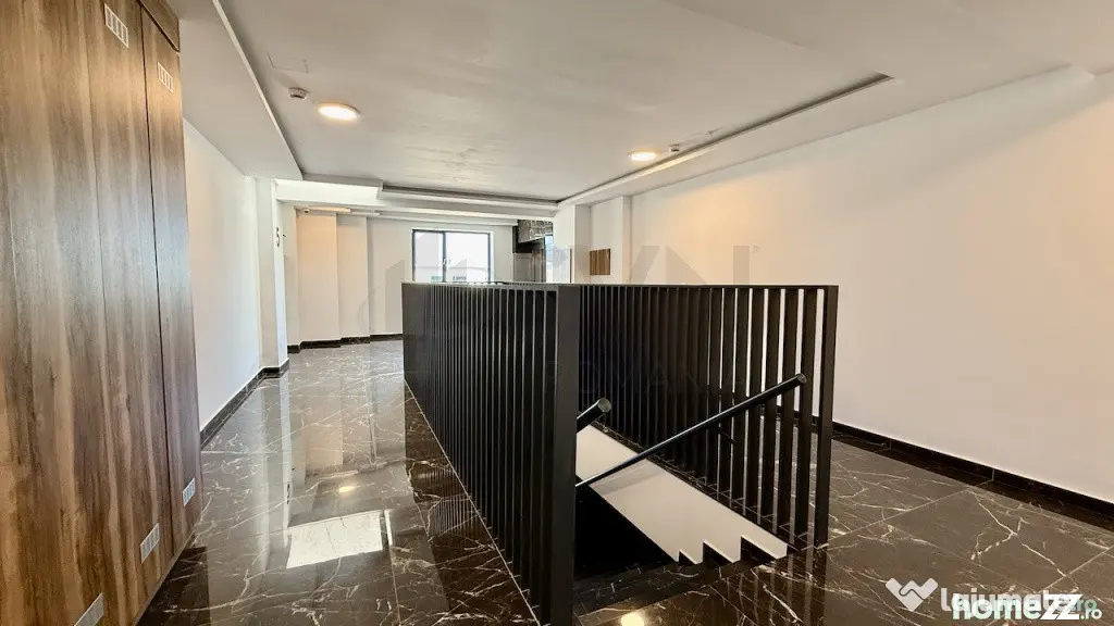 Apartament 180 mp l terasa 220 mp