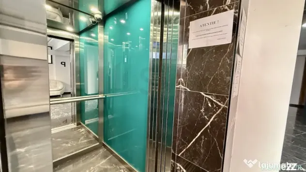 Apartament 180 mp l terasa 220 mp