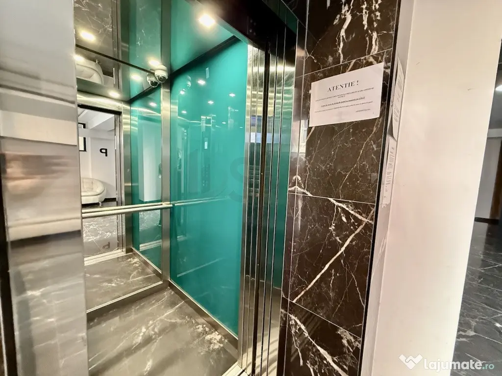 Apartament 180 mp l terasa 220 mp