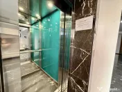 Apartament 180 mp l terasa 220 mp
