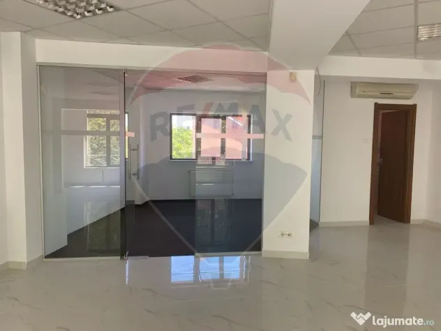 Spațiu de birouri de închiriat – 300 mp, 3 nivele, Do...