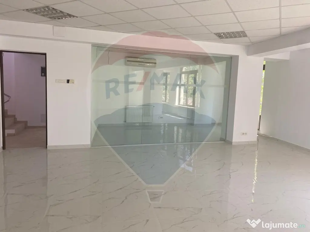 Spațiu de birouri de închiriat – 300 mp, 3 nivele, Do...