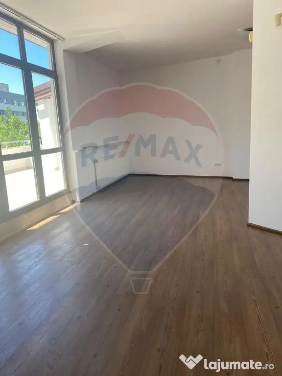 Spațiu de birouri de închiriat – 300 mp, 3 nivele, Do...