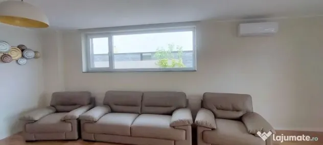 De vânzare casă premium tip duplex, vedere spre Lacul B...