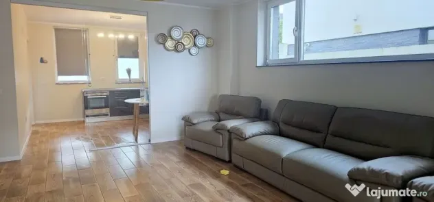 De vânzare casă premium tip duplex, vedere spre Lacul B...