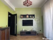 Închiriez 2 camere 