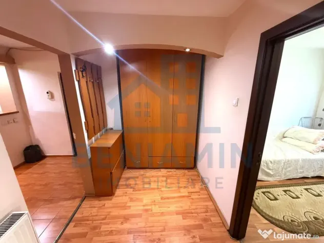 3 camere decomandat etaj 3 Bigul Nou -centrala -72mp