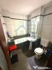 3 camere decomandat etaj 3 Bigul Nou -centrala -72mp