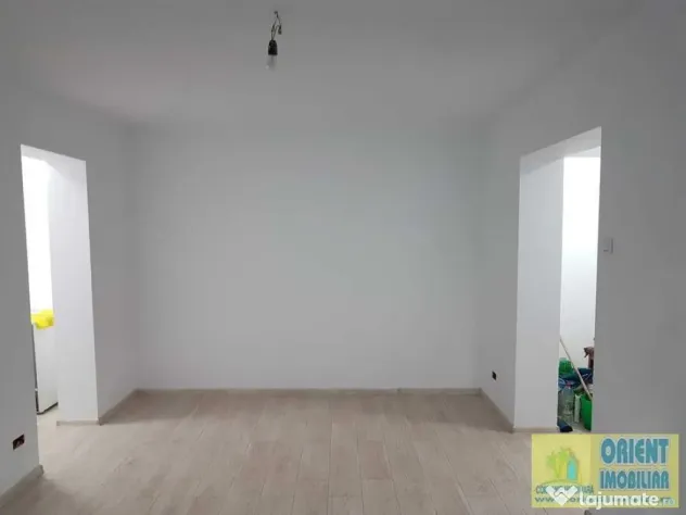 Tomis 2, de vanzare 2 camere, parter, gaze, renovat