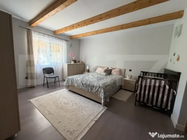 Casă Ultrafinisata în suprafață de 205 mp și un teren d