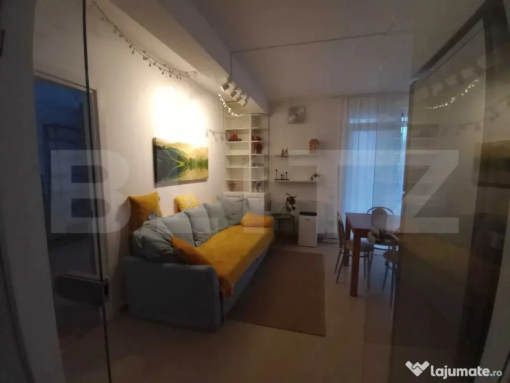 Aparatment 4 camare semidecomandat cu gradina de 144 mp, Eur