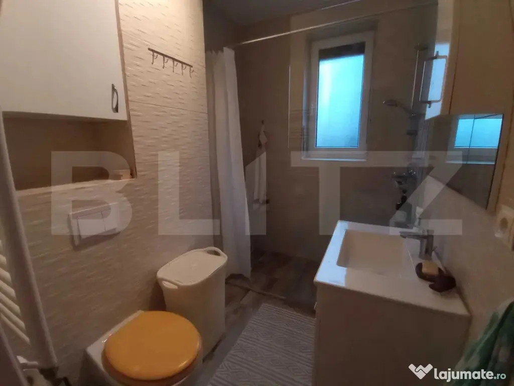 Aparatment 4 camare semidecomandat cu gradina de 144 mp, Eur