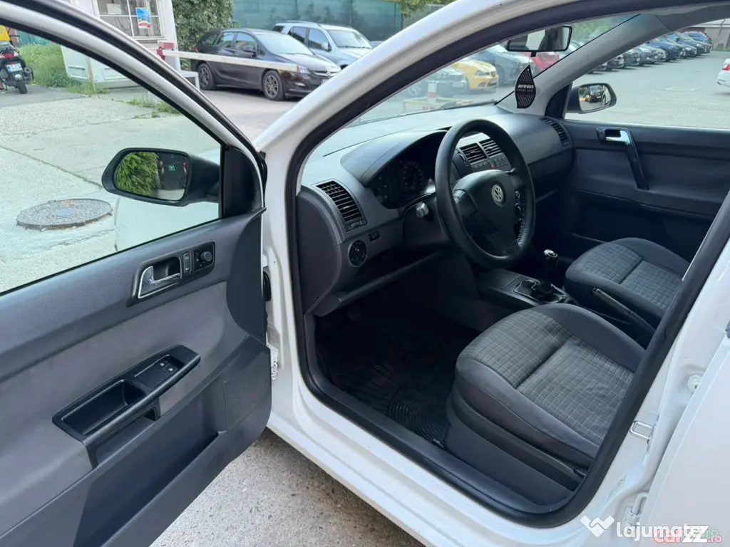 Volkswagen Polo Facelift 1 4 TDI 80CP 2009 Euro 4 AC Cauciucuri Noi M+S