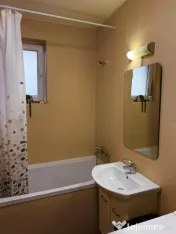 Apartament de 2 camere zona TRACTORUL,