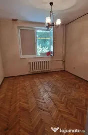 Tomis 2 apartament 3 camere decomandate, garaj si loc de ...