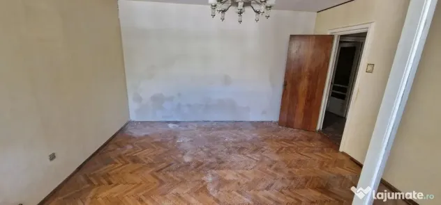 Tomis 2 apartament 3 camere decomandate, garaj si loc de ...