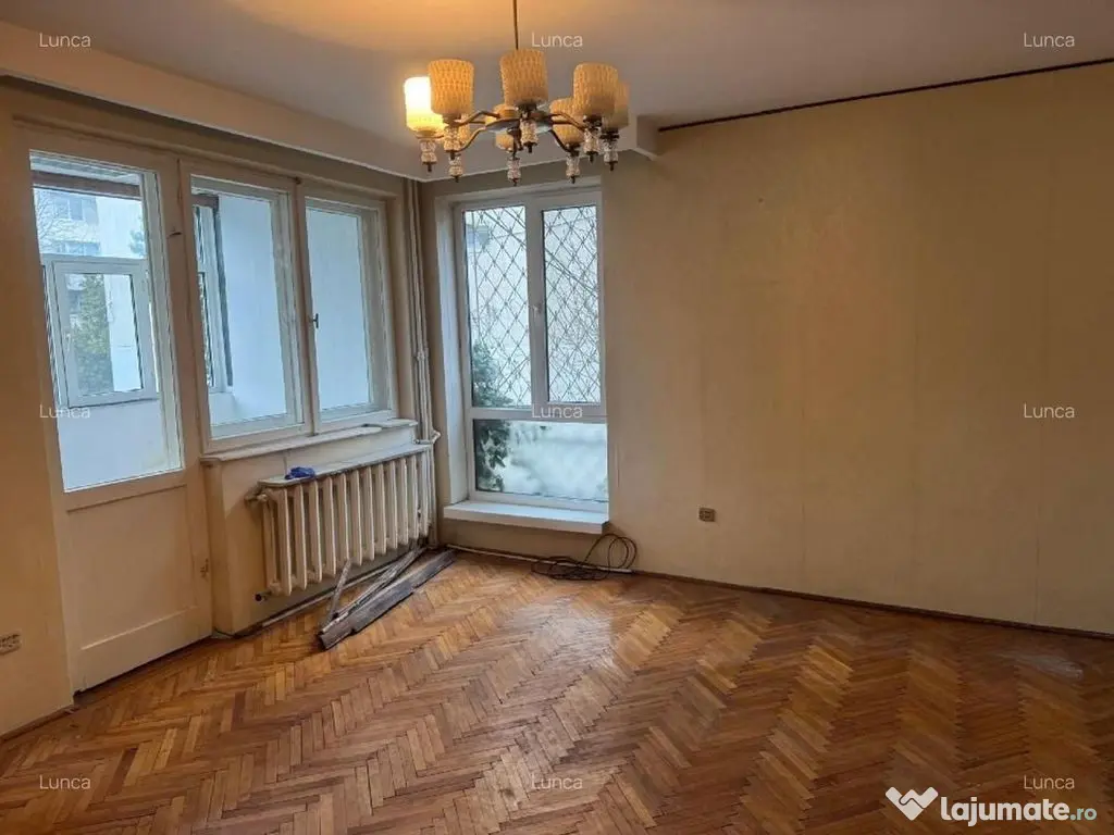 Tomis 2 apartament 3 camere decomandate, garaj si loc de ...