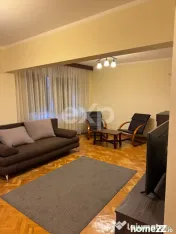 Apartament 3 camere de închiriat – Teiul Doamnei 