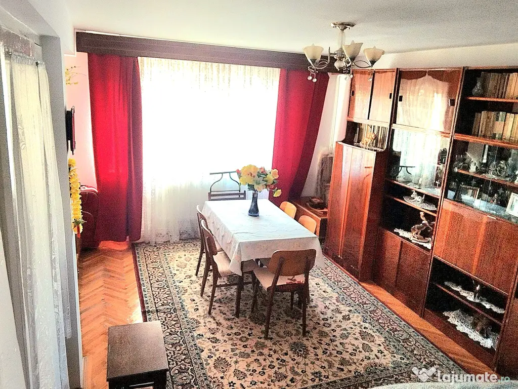 Apartament 3 camere in bloc deosebit - fara bulina,Aleea Parcului - proprietar