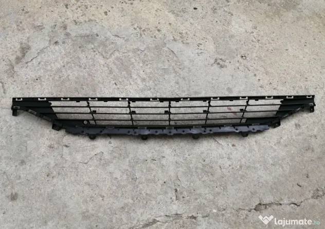 grila din bara Opel Astra K