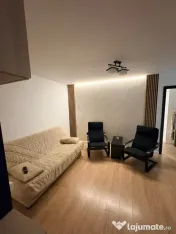 Studio de închiriat cu 2 camere central 