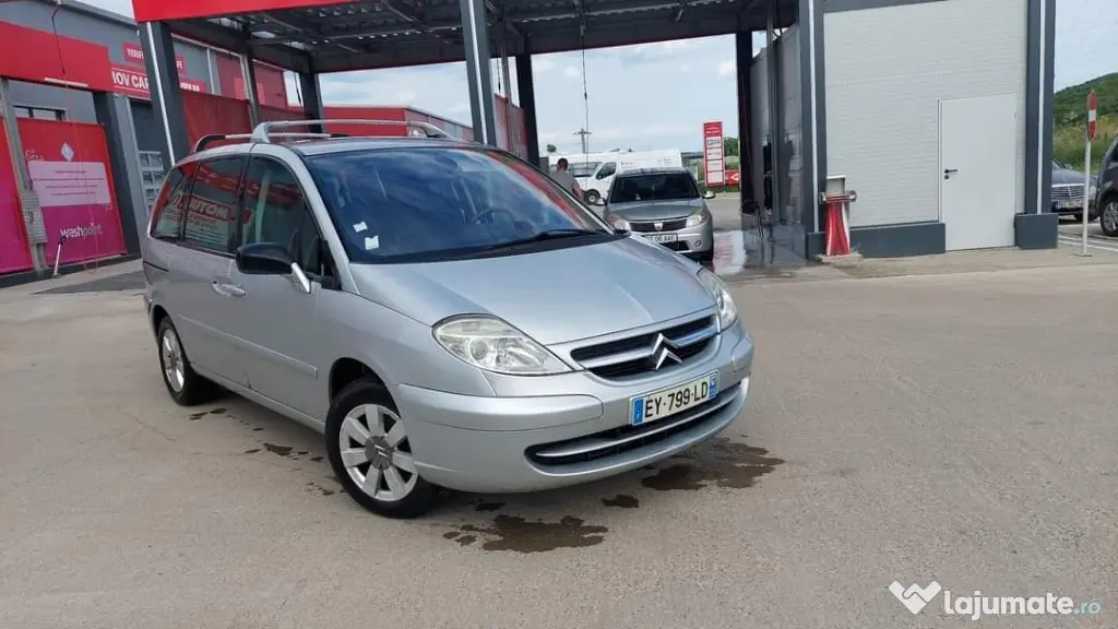 Citroen C8, 7 locuri, an 2007= rate cu buletinul
