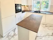 PRIMA CHIRIE l VILA SUPERBA l CURTE 120 MP l COMPLEX l PA... 