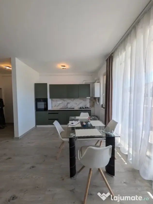 Apartament cu 2 camere,prima inchiriere,zona Cetatii
