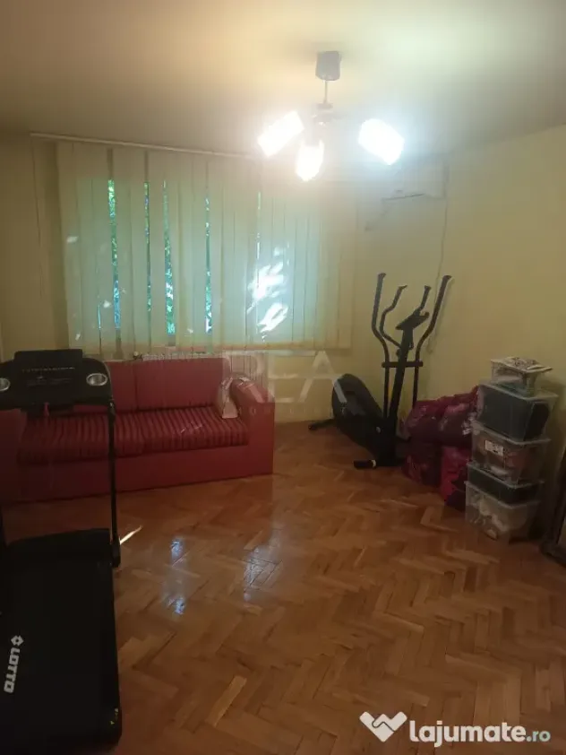 4 camere - decomandat - parcare + boxa
