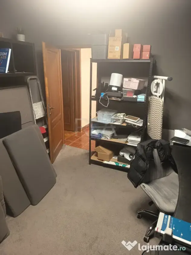 4 camere - decomandat - parcare + boxa