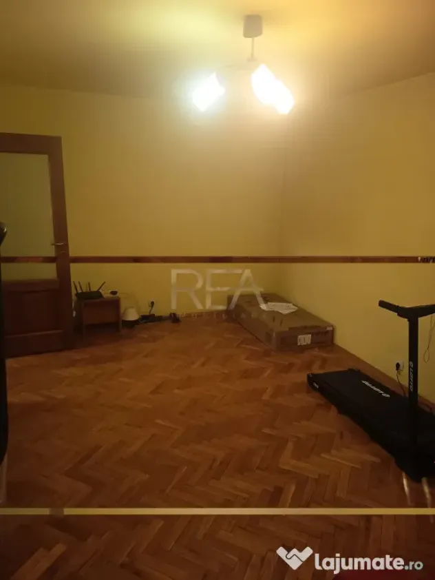 4 camere - decomandat - parcare + boxa