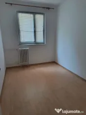 Apartament 3 camere, zona Nord 